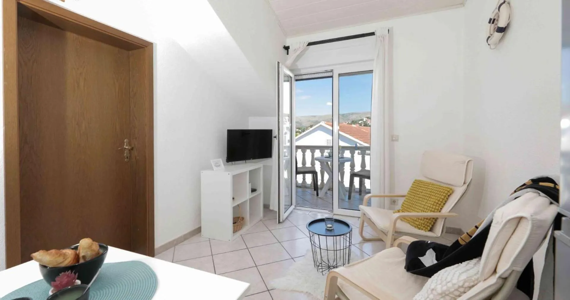 Apartments Lovric Trogir