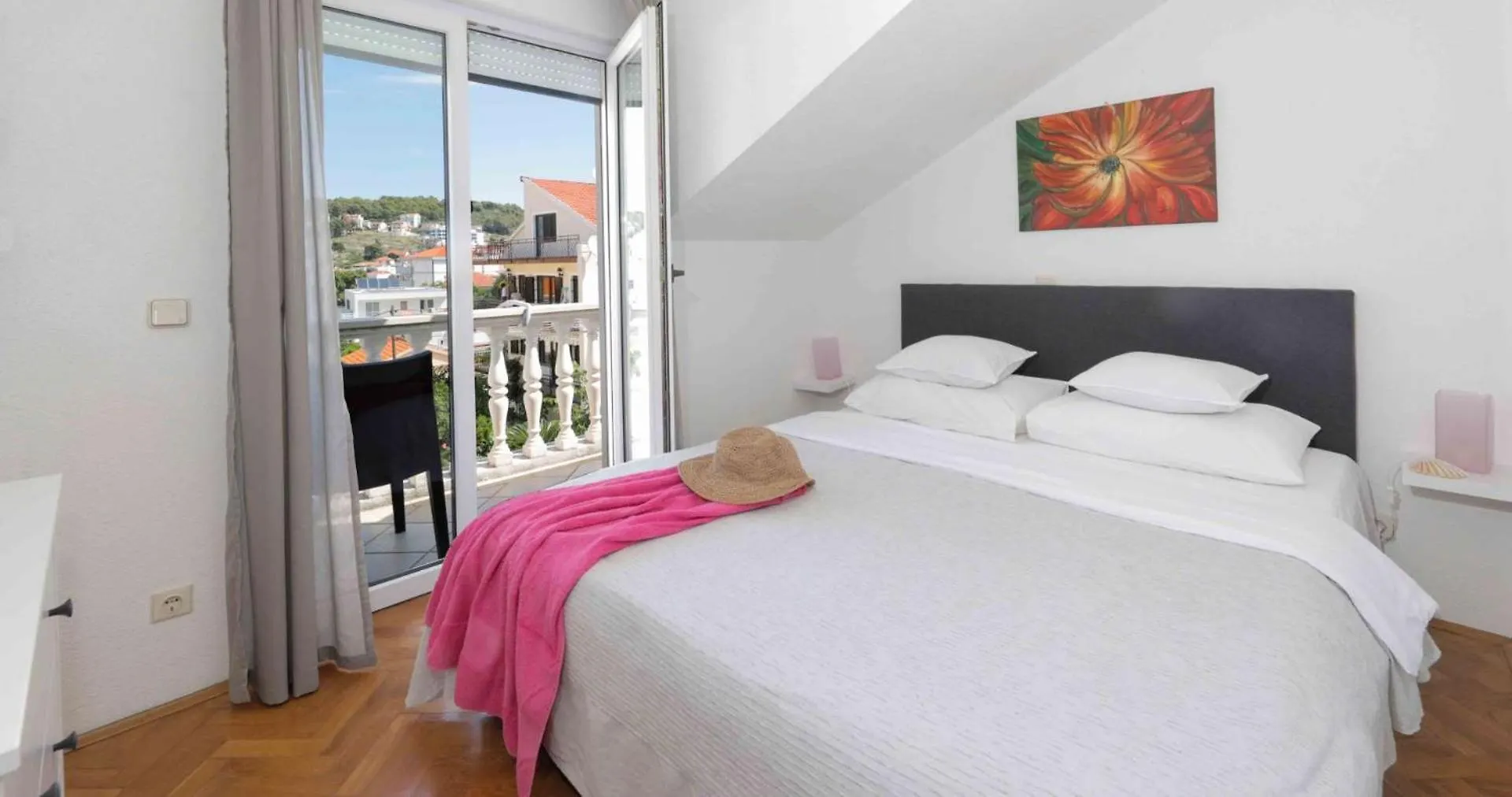 Apartments Lovric Trogir 0*,  Croacia